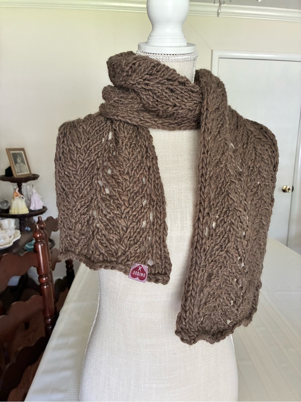 Artisan Knit Pure Roving Wool Openwork Lace scarf with handmade sewn tag NEW